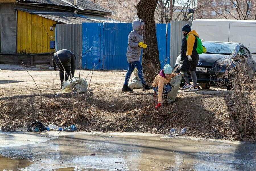 Благовещенцы могут выйти на уборку города и выиграть ценные призы