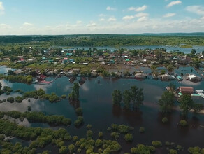 Чувствуешь себя словно внутри сюрреалистического фильма Известный ютубер выложил репортаж о наводнении в Амурской области 