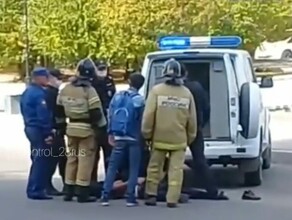 В Благовещенске возле ДК Профсоюзов задержали мужчину