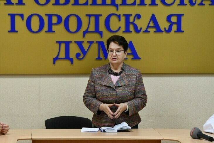 Помощница Александра Синькова выдвинутая Единой Россией официально стала депутатом Благовещенской думы