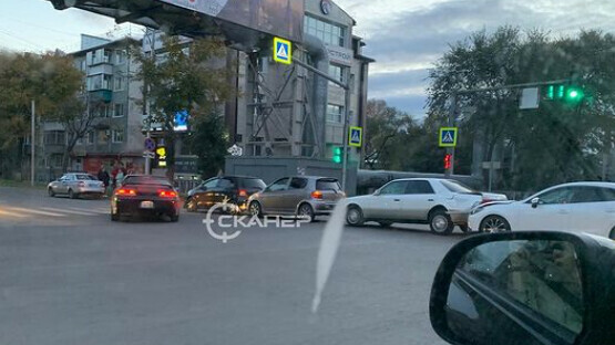 Сообразим на четверых авария в центре Благовещенска практически парализовала движение фото видео