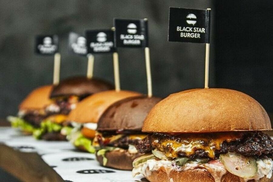 В Благовещенске закрылся Black Star Burger