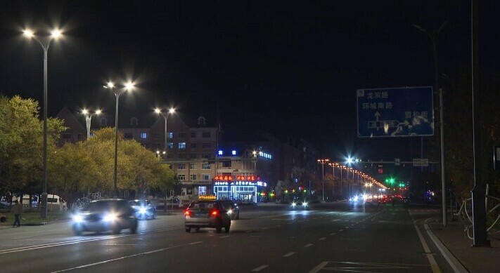 Отключают десятки тысяч фонарей в Хэйхэ наполовину сократили уличное освещение в ночные часы