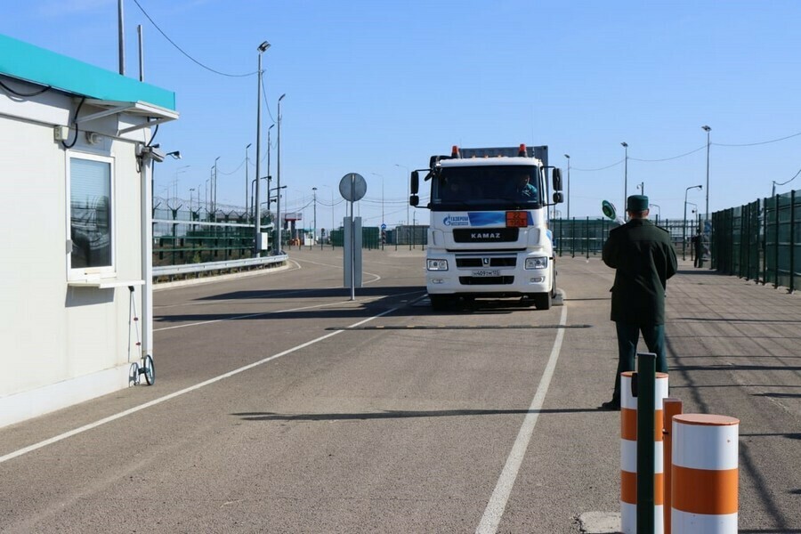 Губернатор Приамурья Международный мост  в ожидании открытия движения транспорта Переход протестировали фото