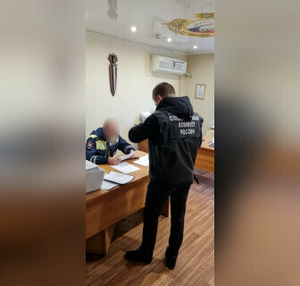 В Амурской области инспектор ДПС отпустил нарушителя и стал фигурантом уголовного дела