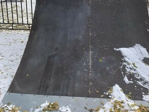 В парке Дружбы Благовещенска неизвестные испортили скейтплощадку Ее временно закрыли видео