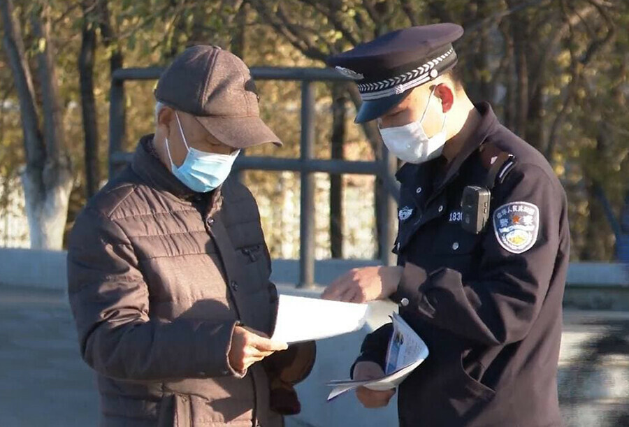 Как в китайском городе граничащем с Благовещенском борются с перебежчиками