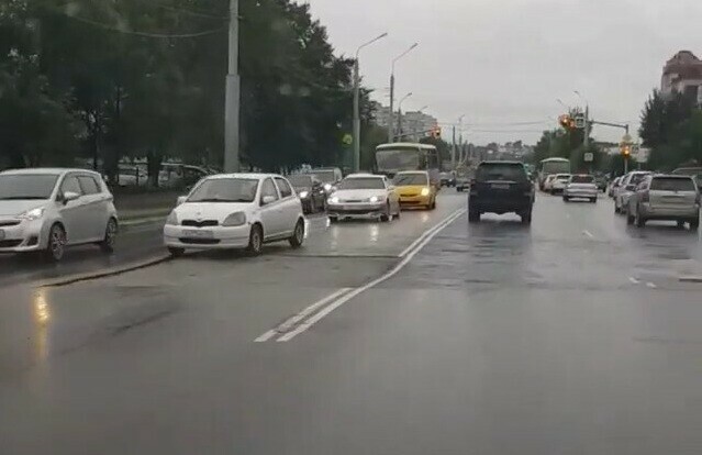 На Игнатьевском шоссе снова начал проваливаться асфальт видео