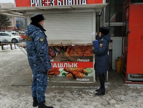 В центре Благовещенска закрыли продуктовую торговую точку