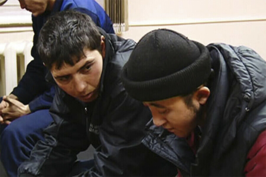 Узбекам работавшим на автомойке в Благовещенске удалось освободиться от хозяина