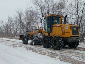 Дорожники расчищают от снега дороги Приамурья На региональных трассах работает более 130 единиц техники