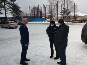 Разметка под снегом прокуратура проверила уборку дорог в Свободном и Шимановске 
