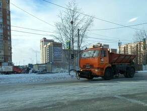 Дефицит кадров В мэрии Благовещенска рассказали почему снег с улиц города убирают не так быстро как хотелось бы фото