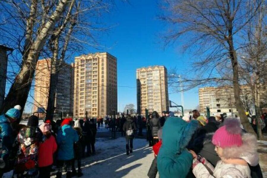 Третий день подряд в Благовещенске вновь сообщают о минировании школ ОБНОВЛЕНО