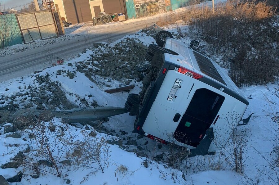 В Благовещенском районе произошло ДТП с участием микроавтобуса в котором были пассажиры