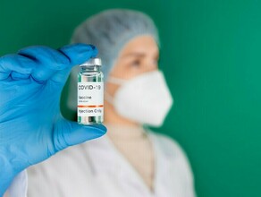 Новую вакцину от коронавируса готовятся испытывать на людях