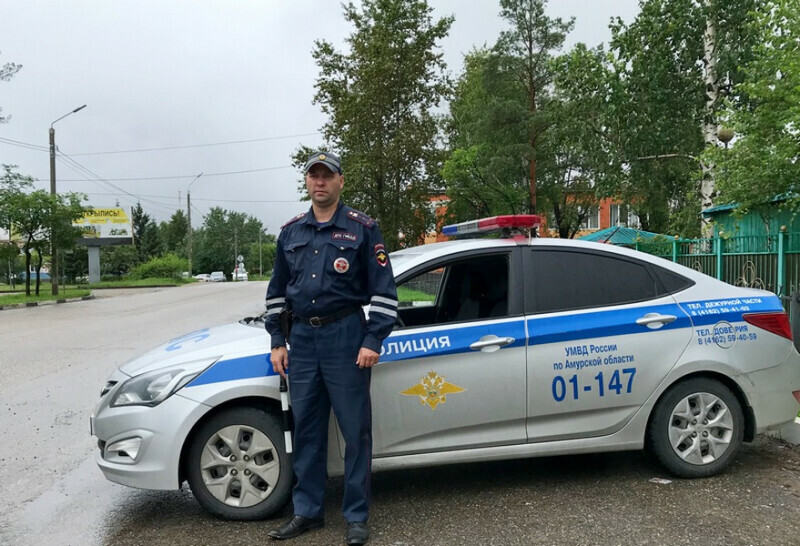 Полицейские помогли амурчанину получившему опасную травму