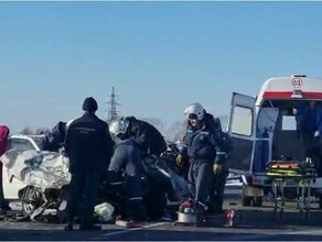 Амурское ГИБДД в страшной аварии под Волково пострадало шесть человек