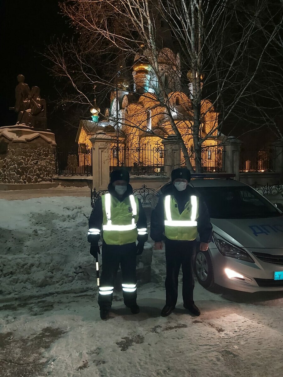 Больше ста полицейских и сотрудников Росгвардии охраняли Рождество в Приамурье