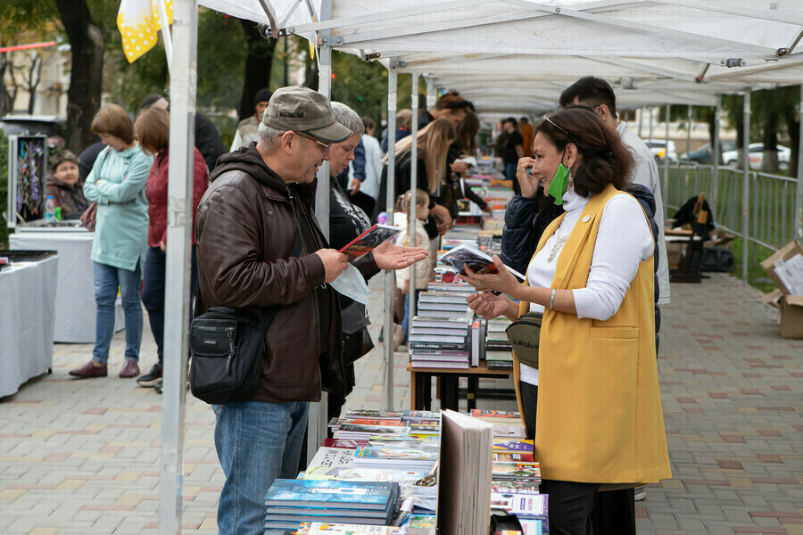 Амурский книжный фестиваль Берег вошел в шортлист премии Серебряный лучник