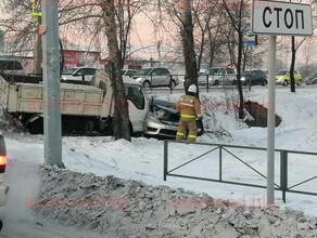 Серьезная авария на КПП в Благовещенске столкнувшиеся машины вылетели в кювет