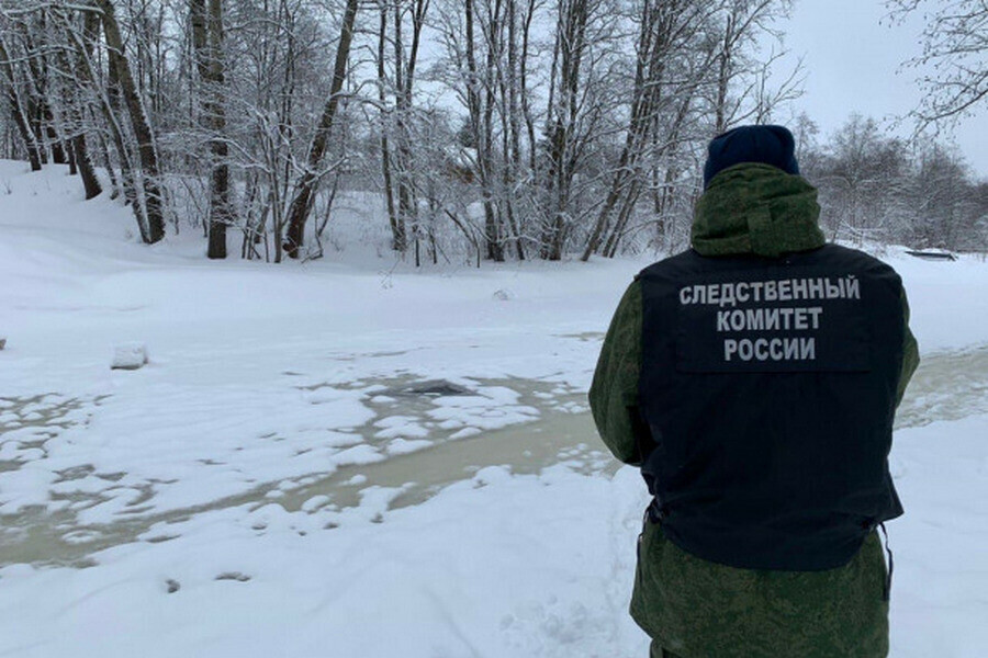 В Ленинградской области нашли тело женщины утонувшей во время крещенских купаний на глазах своих детей