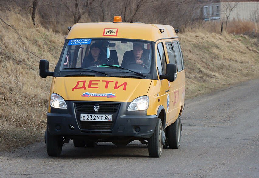 Более 100 остановочных павильонов установят в Приамурье для школьных автобусов