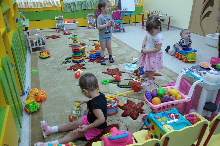 Еще больше амурских родителей смогут отдать своих детей в частные детсады с помощью сертификата 