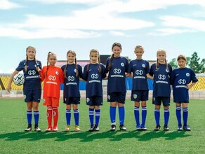 Женский футбол выигрывает в плане эмоций как тренируется единственная футбольная команда девочек в Амурской области
