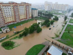 В районе Благовещенска объединились сразу два циклона В городе уже превышена месячная норма осадков