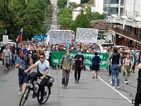 36й день подряд хабаровчане снова вышли на массовый митинг в поддержку Сергея Фургала