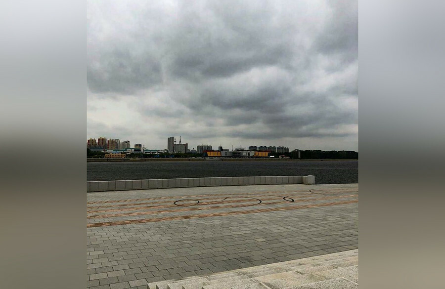 В Благовещенске ищут гонщиков испортивших амфитеатр на новой набережной