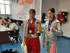 Две юные амурчанки заняли первые места в открытом турнире по боксу в Москве