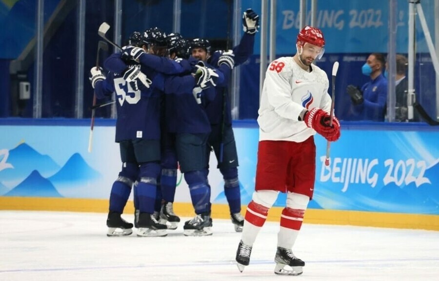 Сборная России по хоккею стала серебряным призером Олимпиады