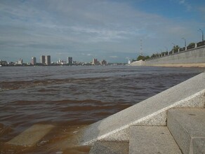 129 сантиметров в районе Благовещенска растет уровень Амура Под водой уже скрылся пляж и часть набережной ВИДЕО