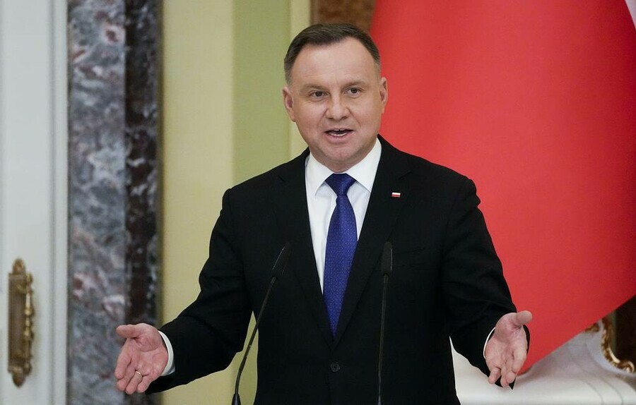 Президент Польши допустил ограничения на туризм для россиян напомнив о соседстве с Калининградской областью