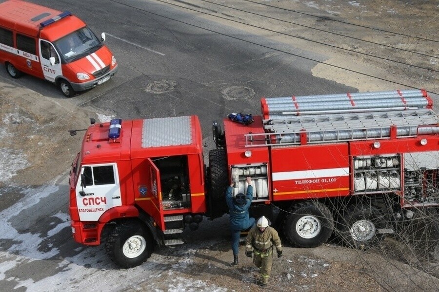 В жилой многоэтажке Благовещенска произошел пожар