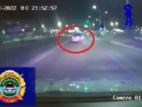 В Благовещенске полицейским пришлось стрелять по машине совершавшей опасные маневры на улицах видео