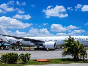 Самолет улетевший из Хабаровска в Мехико не смог вернуться в Россию изза санкций