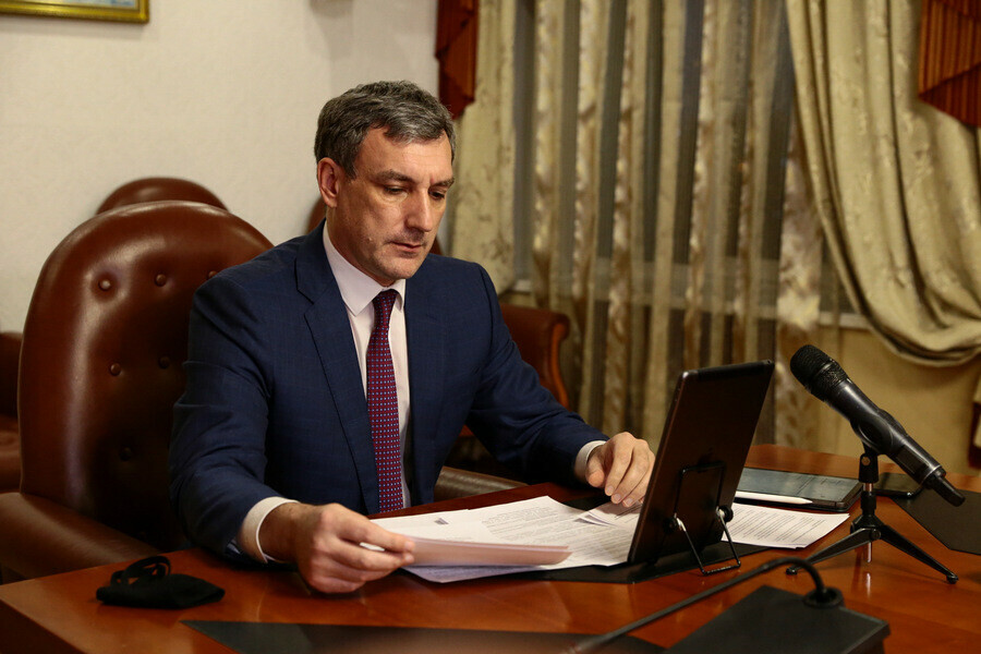 Губернатор Приамурья выразил соболезнования в связи с гибелью амурчанина на Донбассе