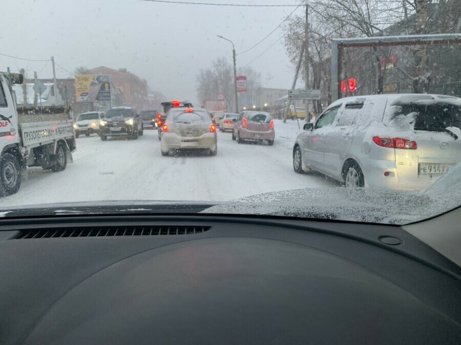 Выпавший в Благовещенске снег побил вековой рекорд