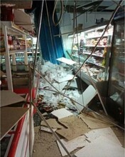 В Райчихинске обрушилась крыша магазина фото