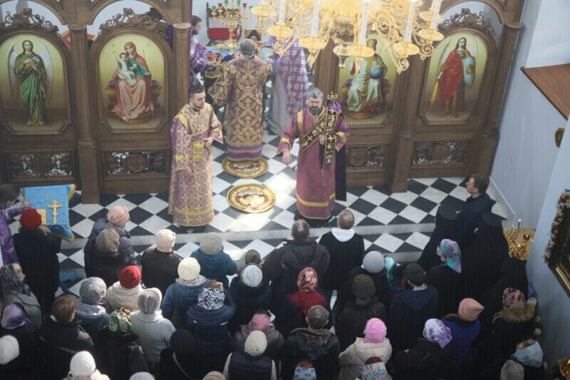 В центре Благовещенска рядом с местом взорванного Шадринского собора открылся новый храм