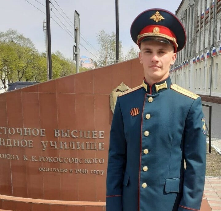 На Украине погиб 23летний выпускник ДВОКУ Антон Якименко