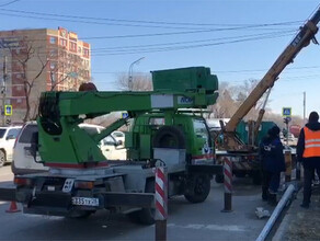 Изза сломанной консоли светофора в Благовещенске затруднено движение транспорта