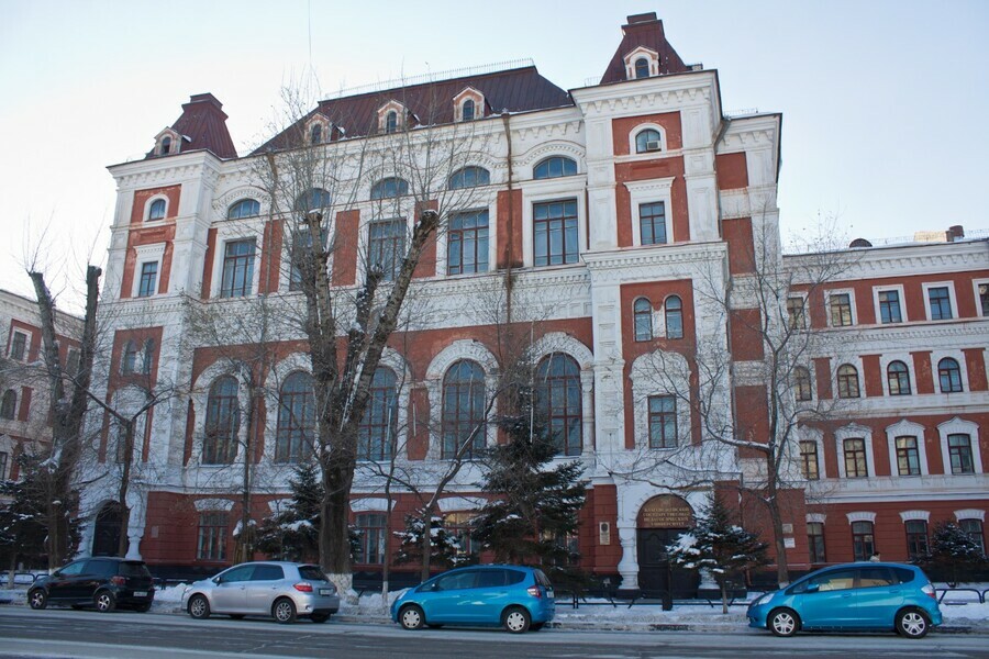 В Благовещенске заминировали БГПУ