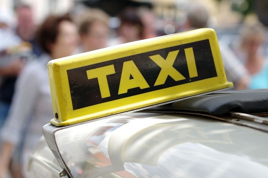Минтранс предложил обязать агрегаторов такси передавать данные ФСБ