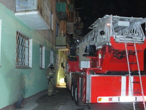 При ночном пожаре в Благовещенске пострадали люди спасен ребенок  