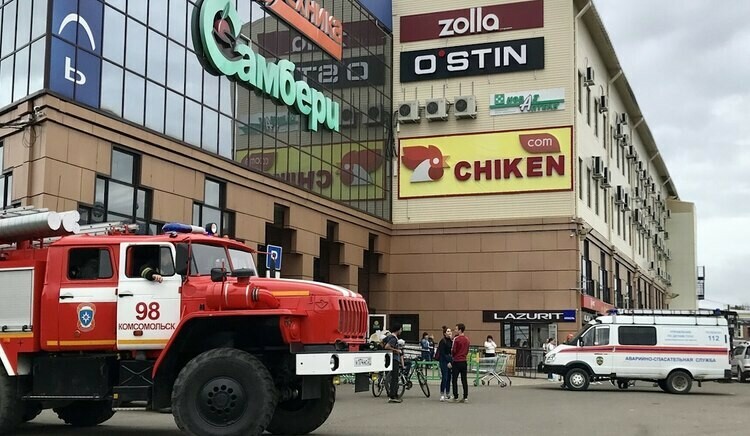 В Хабаровске эвакуируют крупные торговые центры изза сообщений  о минировании