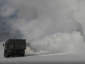 На Камчатке базу военных подлодок закрыли непроглядной аэрозольной завесой от удара с неба